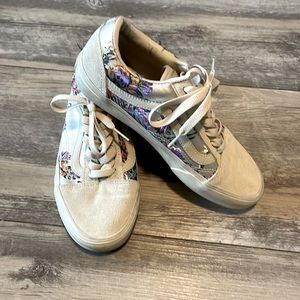 Women’s 7 embroidered vans, normal wear and tear
